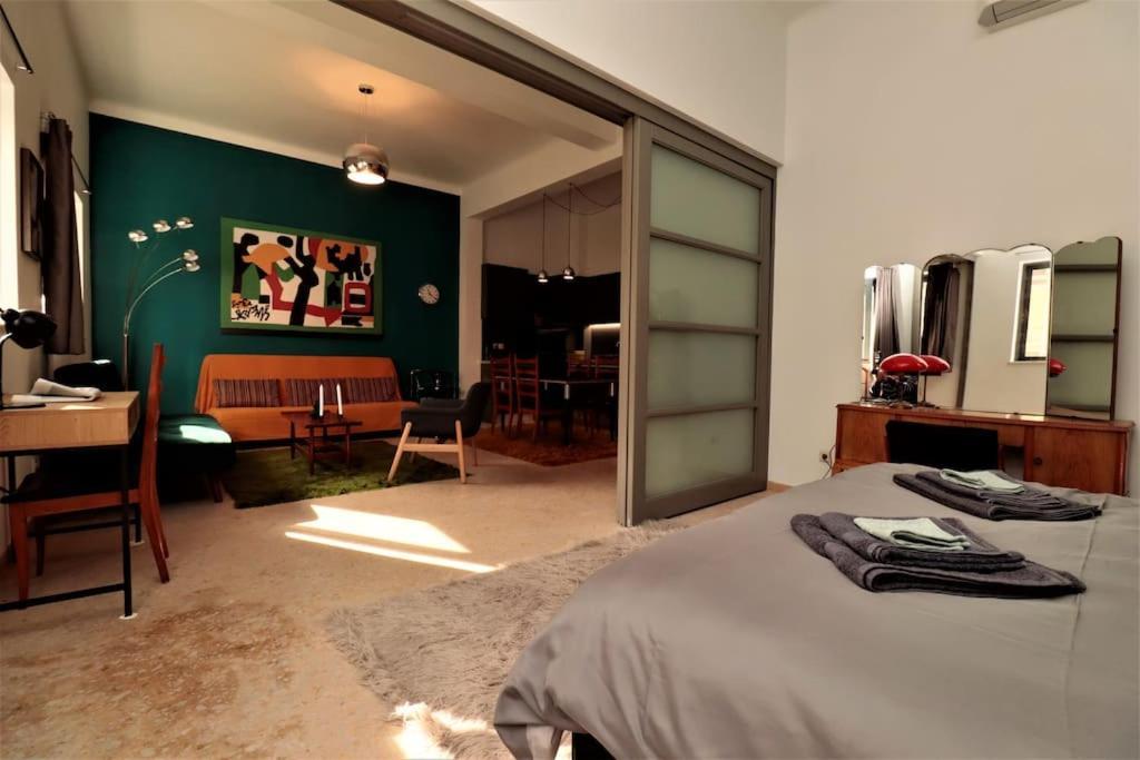 Central Studio In Monastiraki B Athens Luaran gambar